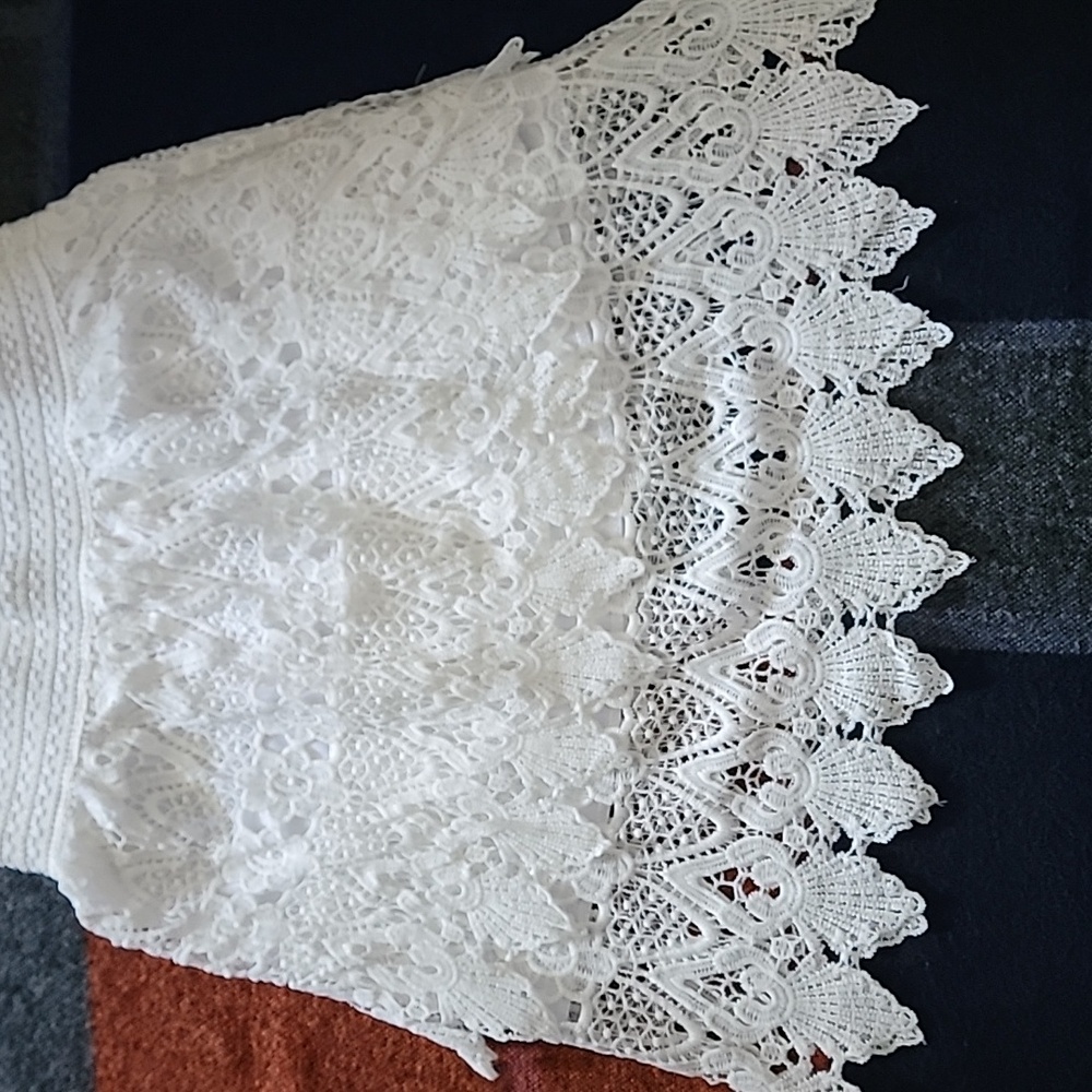 New White Lace Slip Mini Skirt - Picture 4 of 10